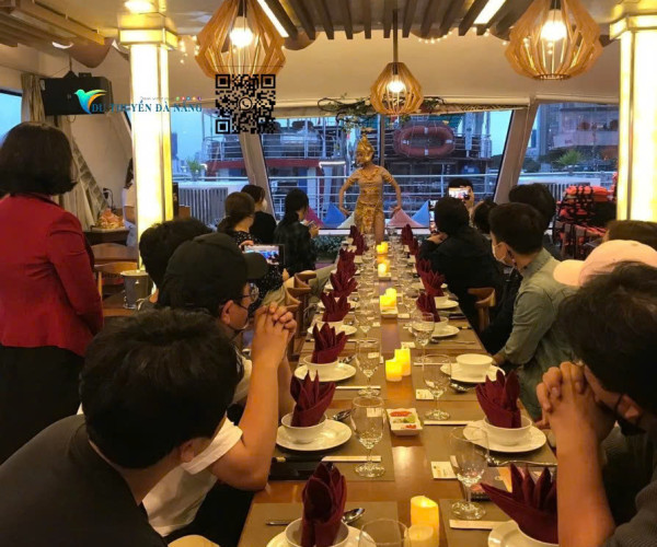 Da Nang Han River Dinner Cruise Ticket