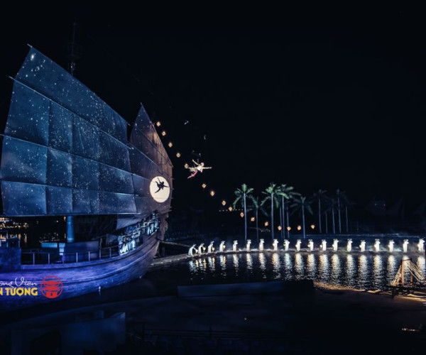 Show Ký ức Hội An